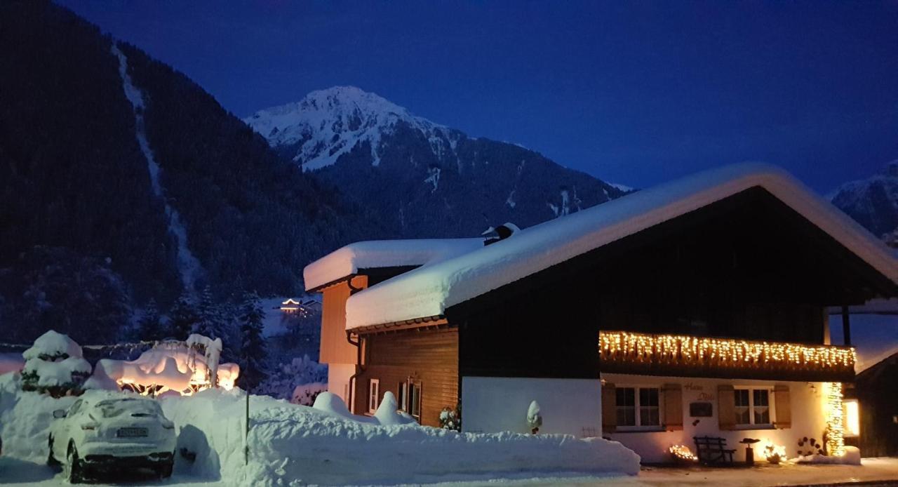 Ferienwohnung Haus Idili Sankt Gallenkirch Exterior foto